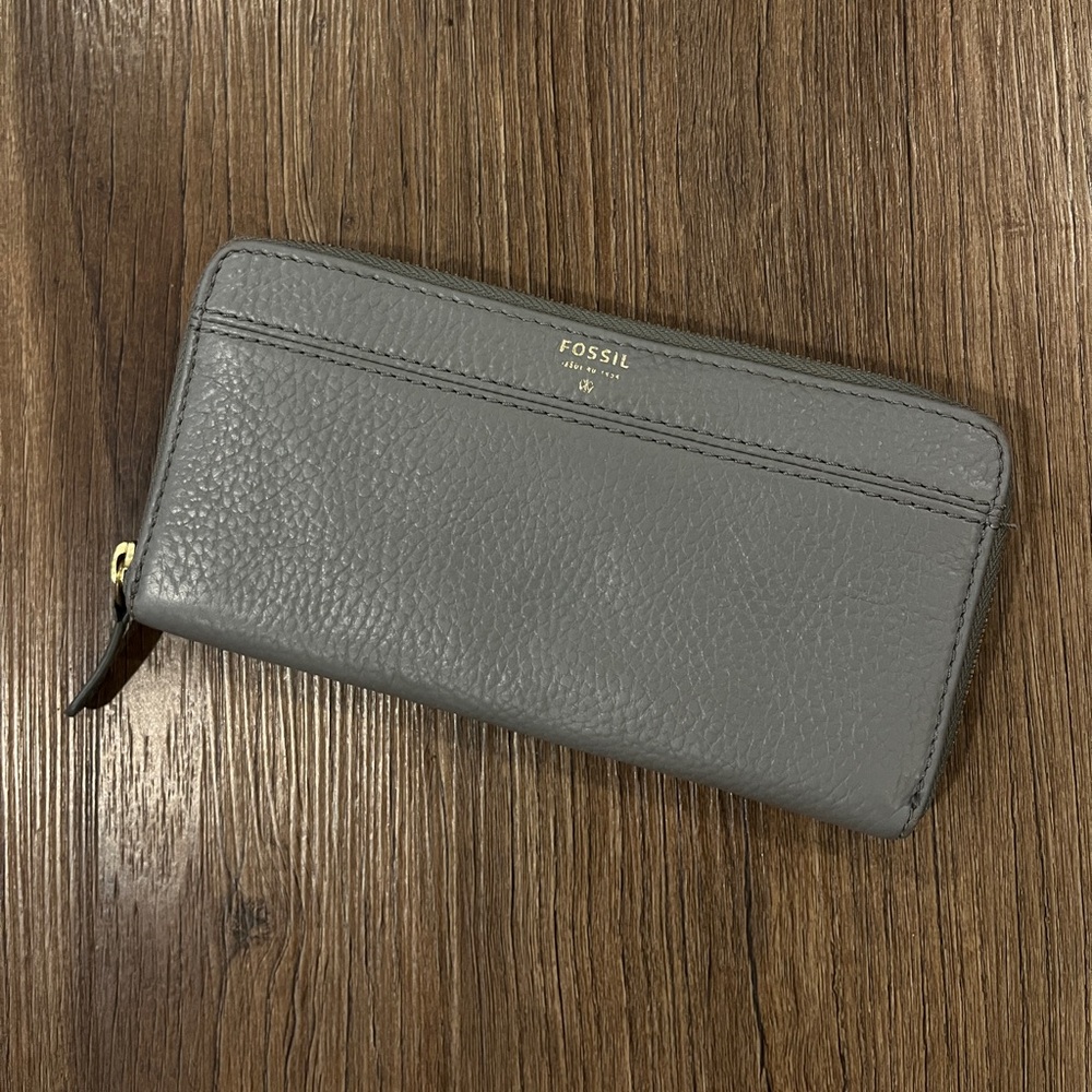 Fossil Tiegan Clutch Wallet